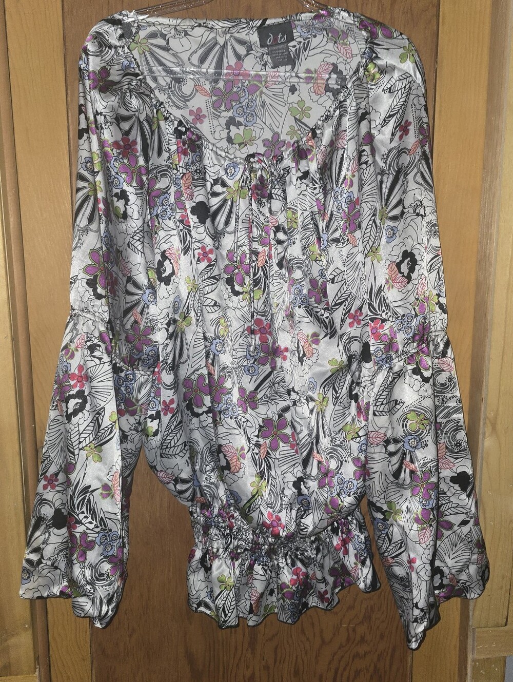 Dots new no tags 1X boho tie front floral bell sleeve off shoulder blouse